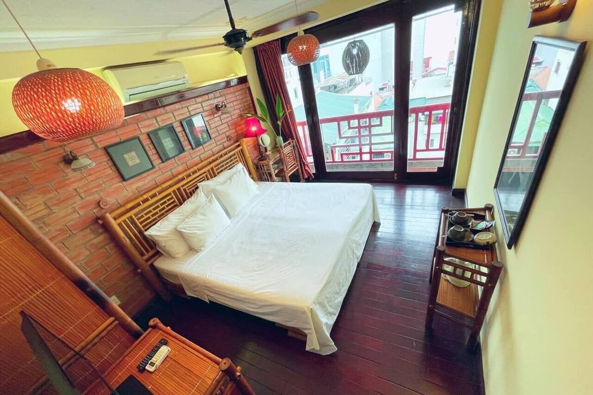 Premium bedding, minibar, in-room safe, individually decorated