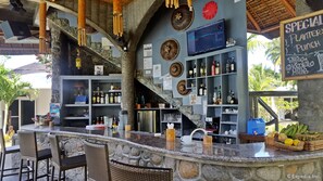 Bar (on property) - White Chocolate Hills Resort (Zamboanguita)