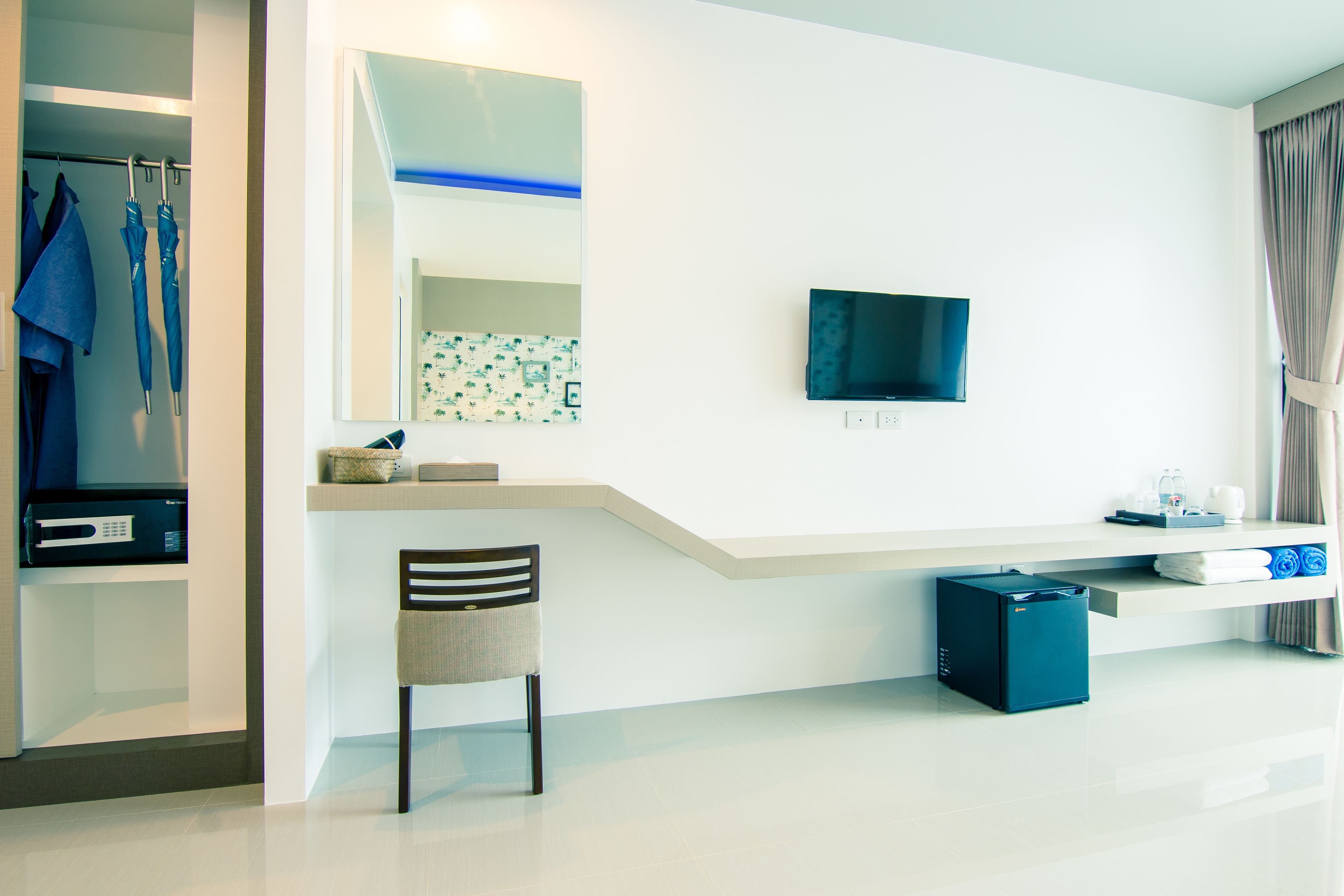 1 bedroom, minibar, in-room safe, desk