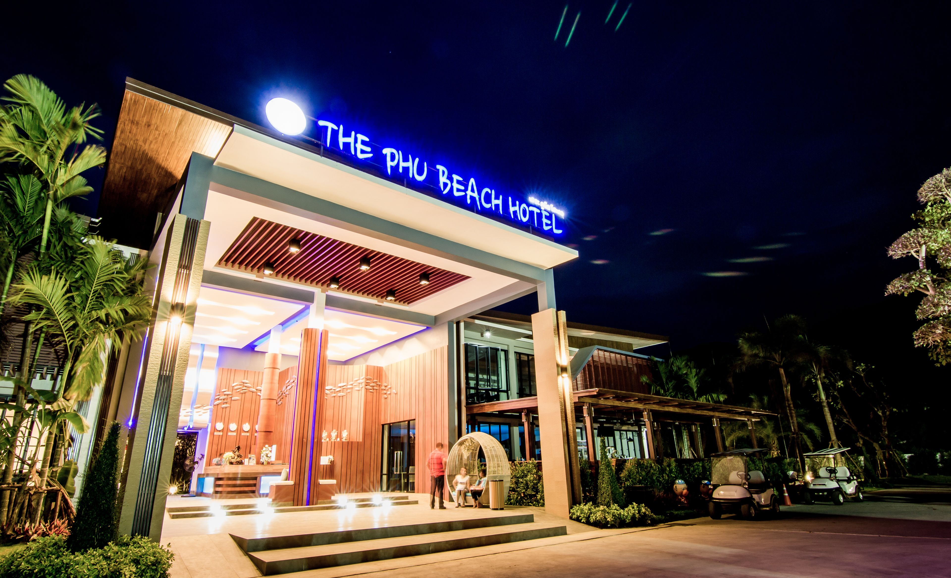 Front of property – evening/night