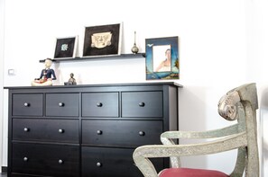 Executive Apartment | Down duvets, individually decorated, individually furnished - B&B Maria Vittoria and Apartments (Brindisi)