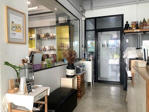 Lobby - Sleep Sheep Phuket Hostel SHA (Phuket)