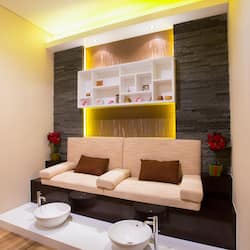 Couples treatment room(s), sauna, hot tub, steam room, body treatments