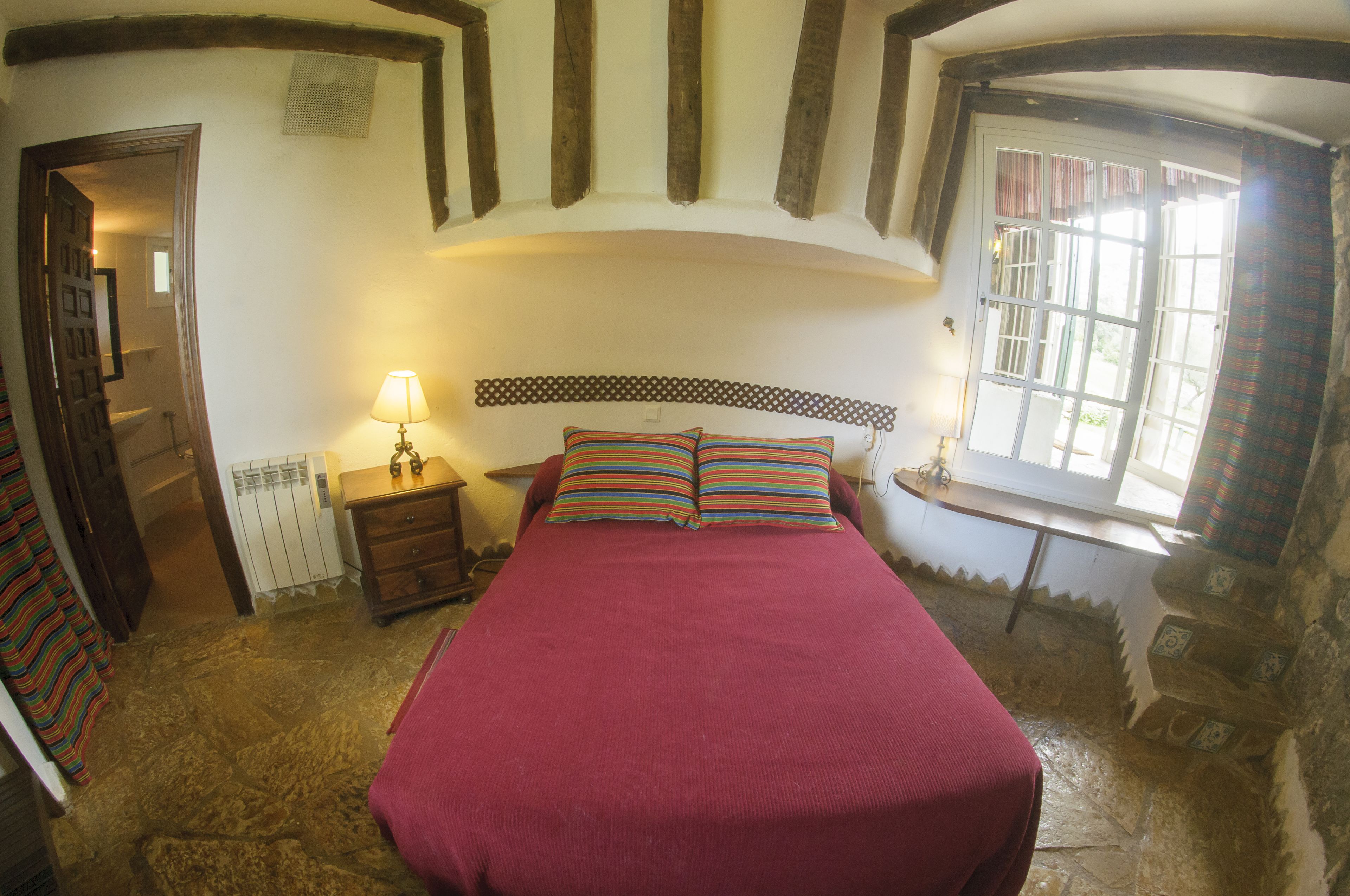 cabin (10 pax) | 2 bedrooms, premium bedding, desk, free cots/infant beds