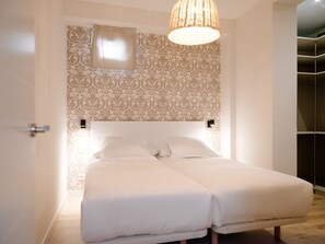Apartament prèmium | 4 dormitoris, cobrellits, decoració individual i cortines opaques