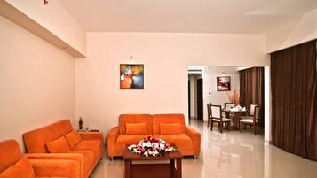 Royal Suite, 2 Bedrooms, Balcony, Sea View (Kitchenette,1 King, 2 Single) | Internet, alarm clocks