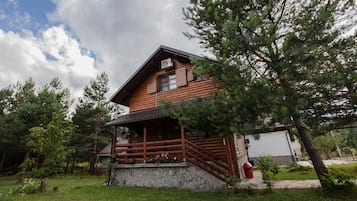 Casa, 2 habitaciones, balcón, vista a la montaña | 1 habitación y ropa de cama de alta calidad