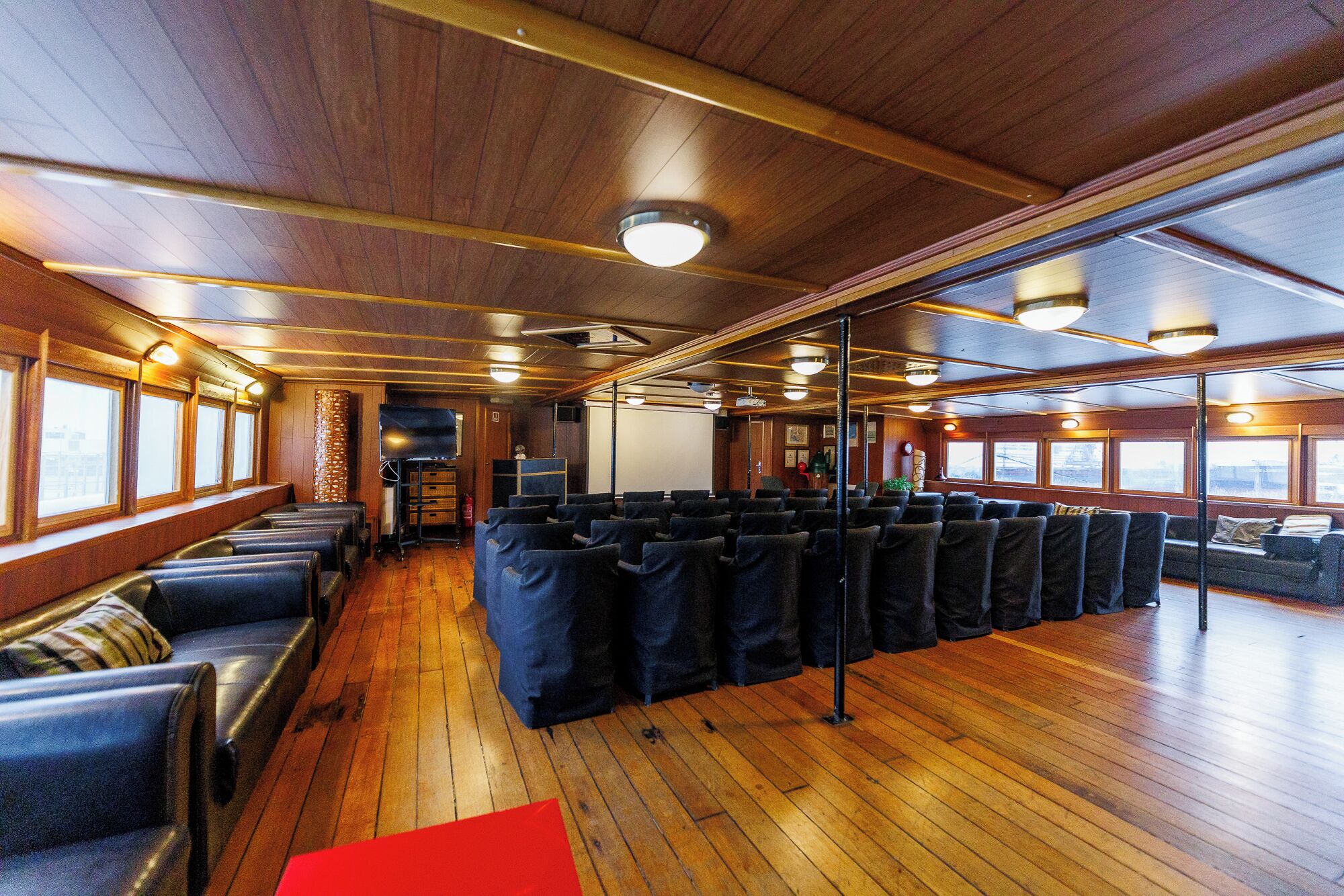 Photo - Botel Marina