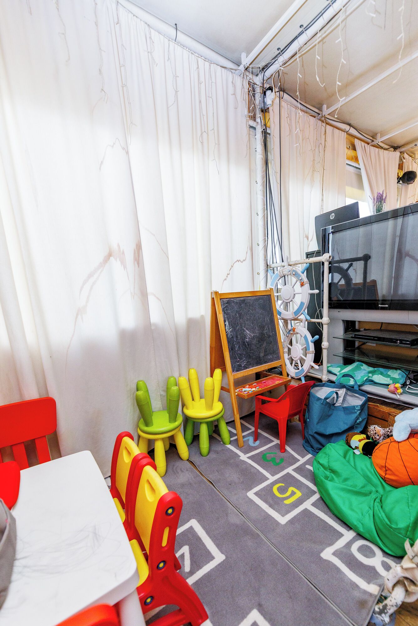 Photo - Botel Marina