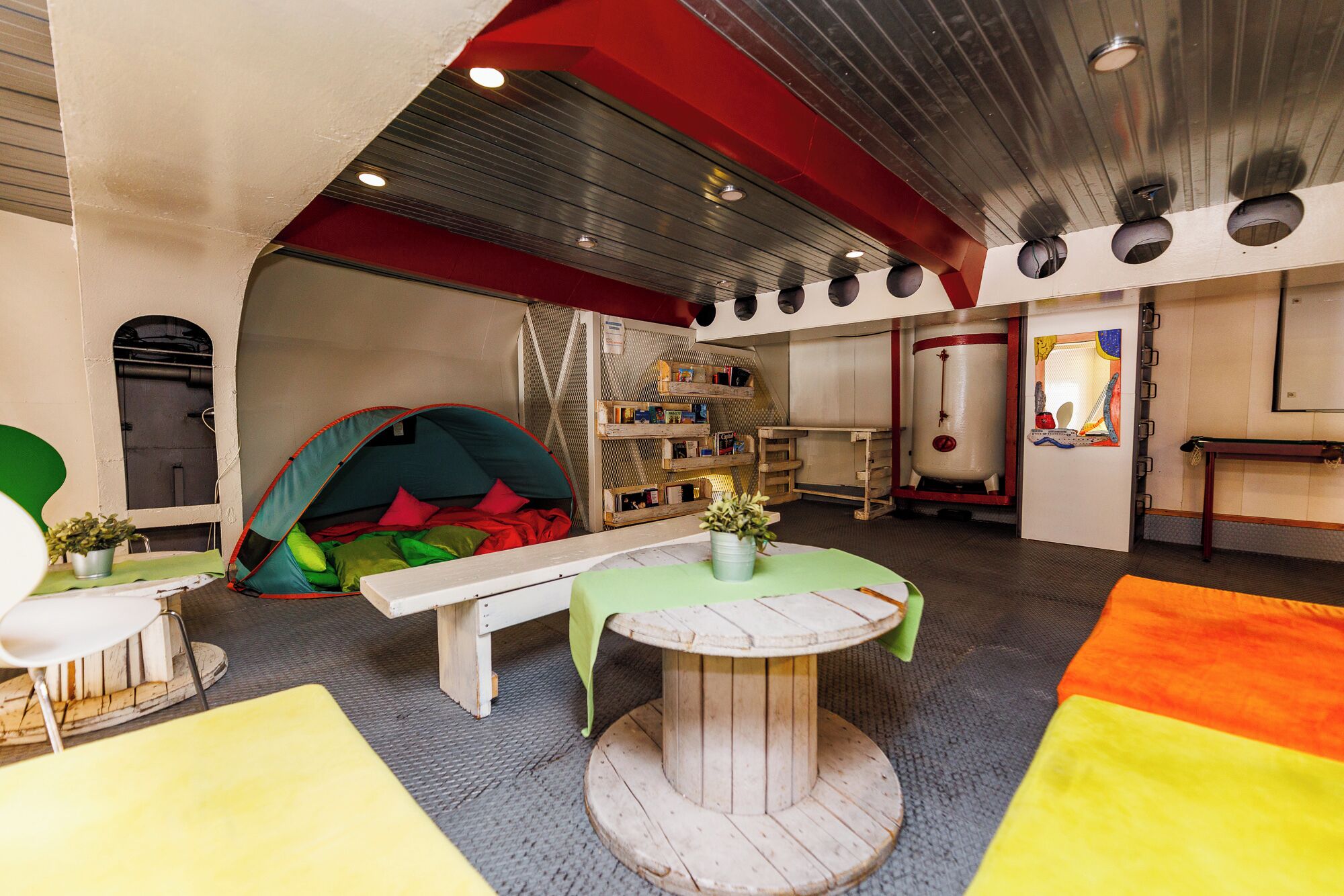 Photo - Botel Marina