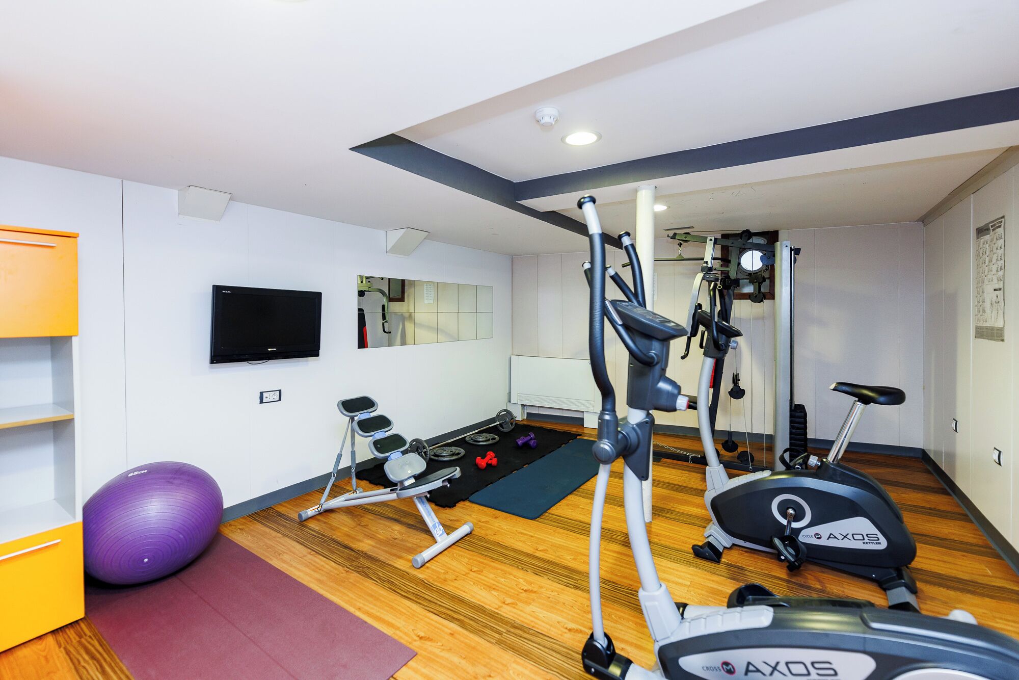 Photo - Botel Marina