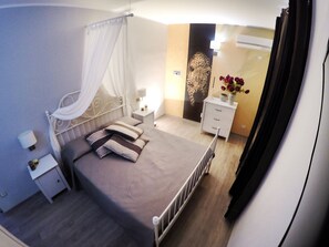 Chambre Design, vue mer (King)