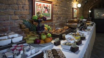 Desayuno buffet incluido todos los días