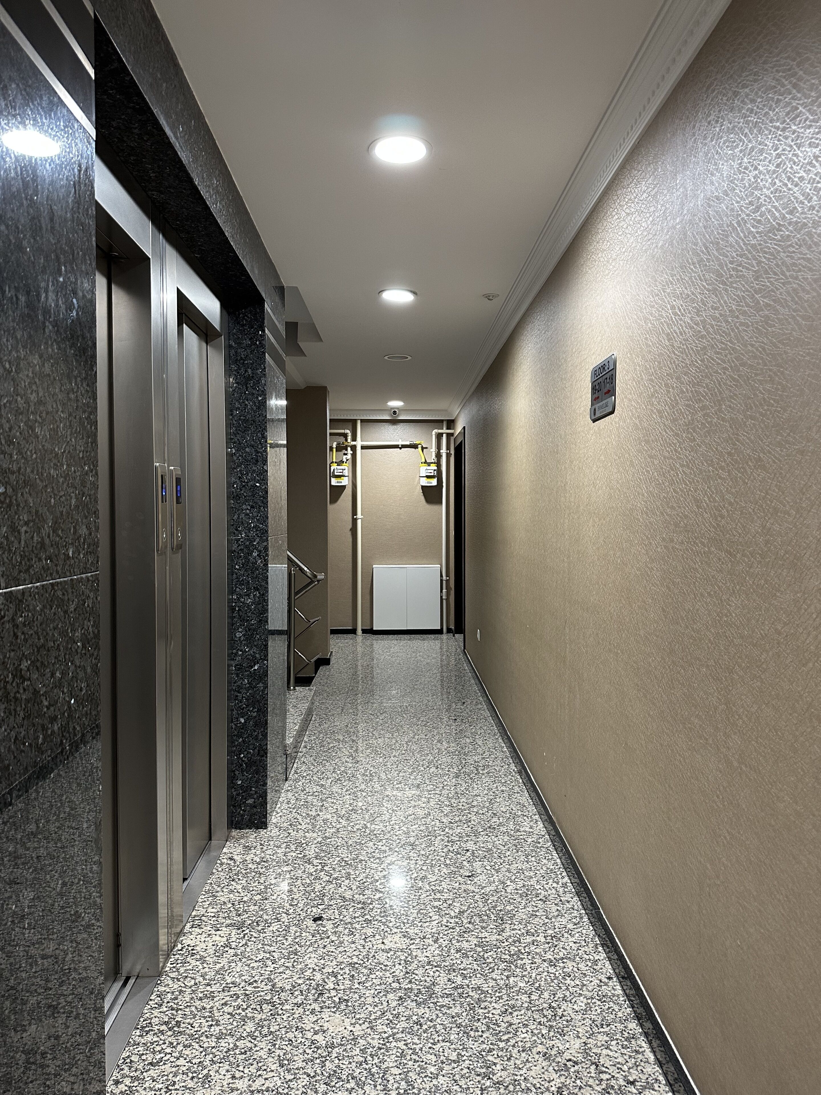 Photo - Homelike Residence