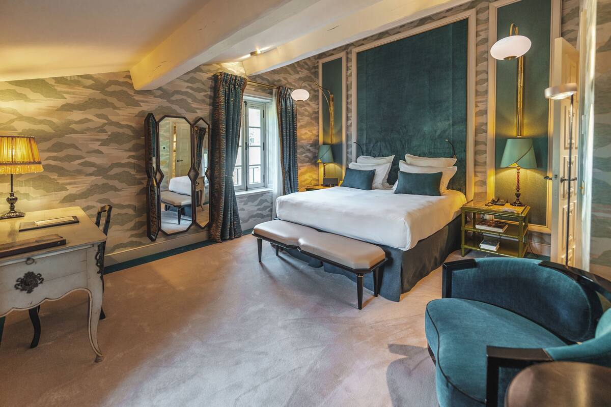 deluxe double room (maison de village) | 1 bedroom, premium bedding, minibar, in-room safe