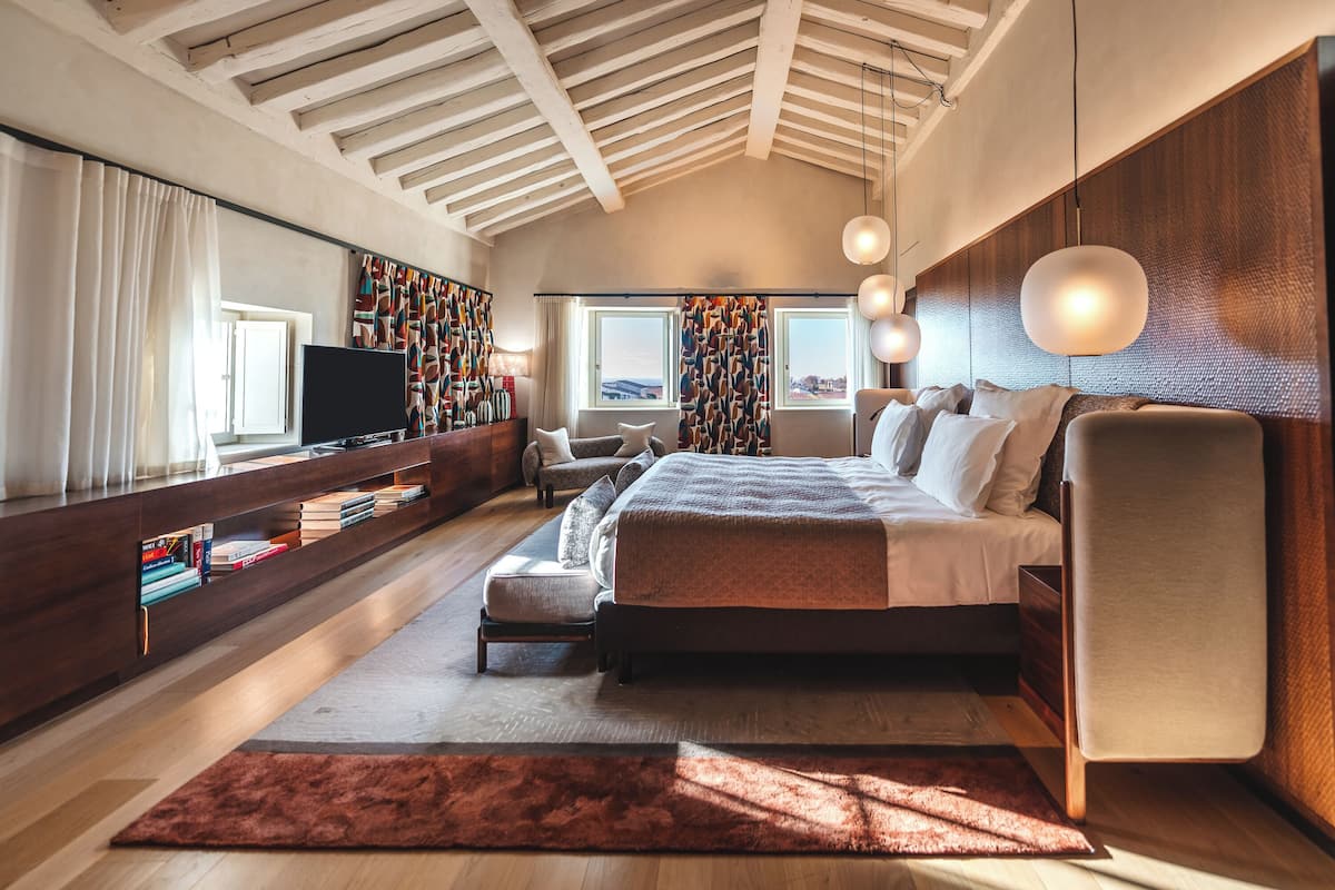 Comfort-Suite | 1 Schlafzimmer, hochwertige Bettwaren, Minibar, Zimmersafe