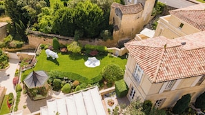 Aerial view - Hôtel de Pavie (Saint-Émilion)