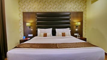Premium bedding, minibar, desk, laptop workspace