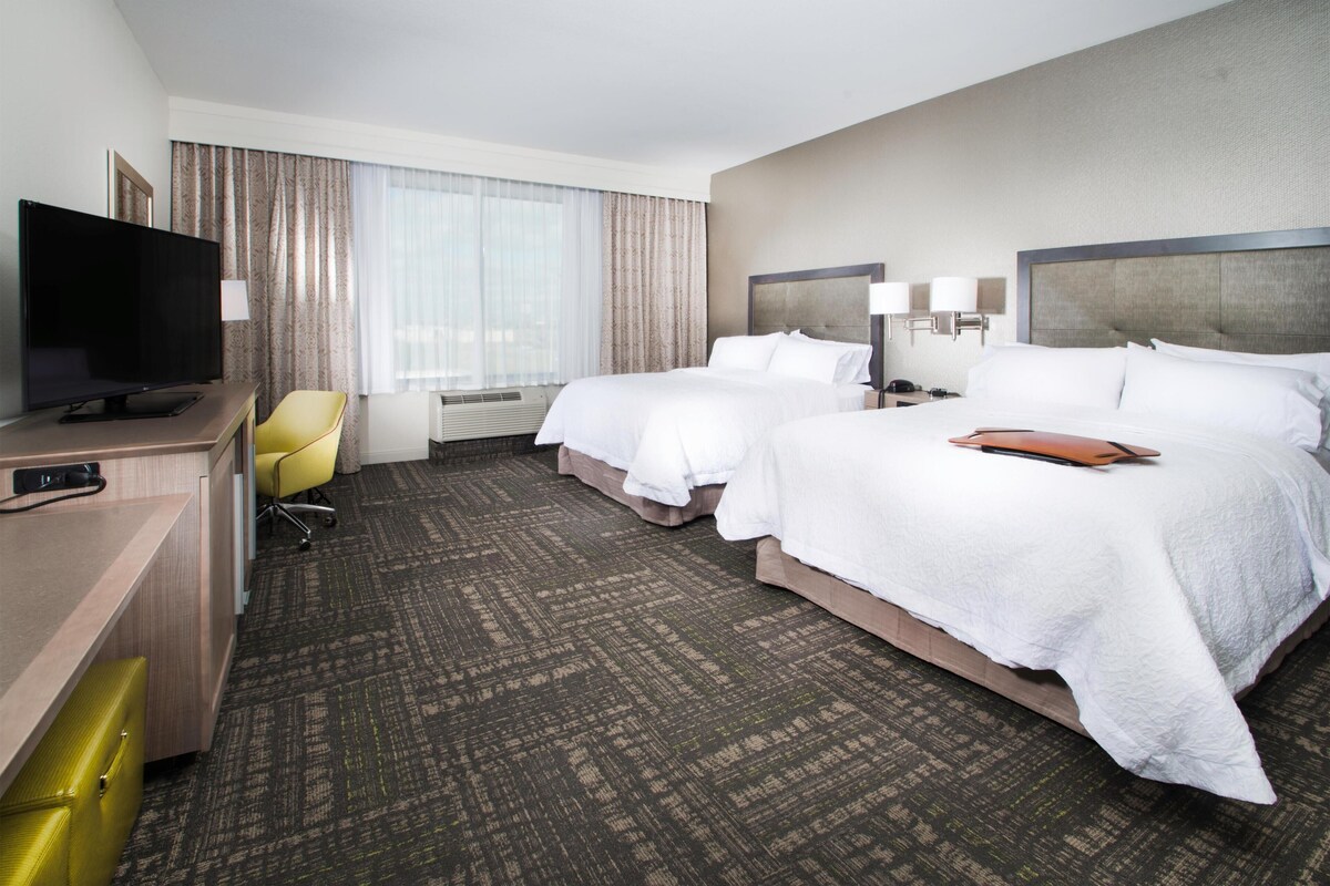 Room, 2 Queen Beds, Accessible, Non Smoking | Premium bedding, minibar, in-room safe, desk