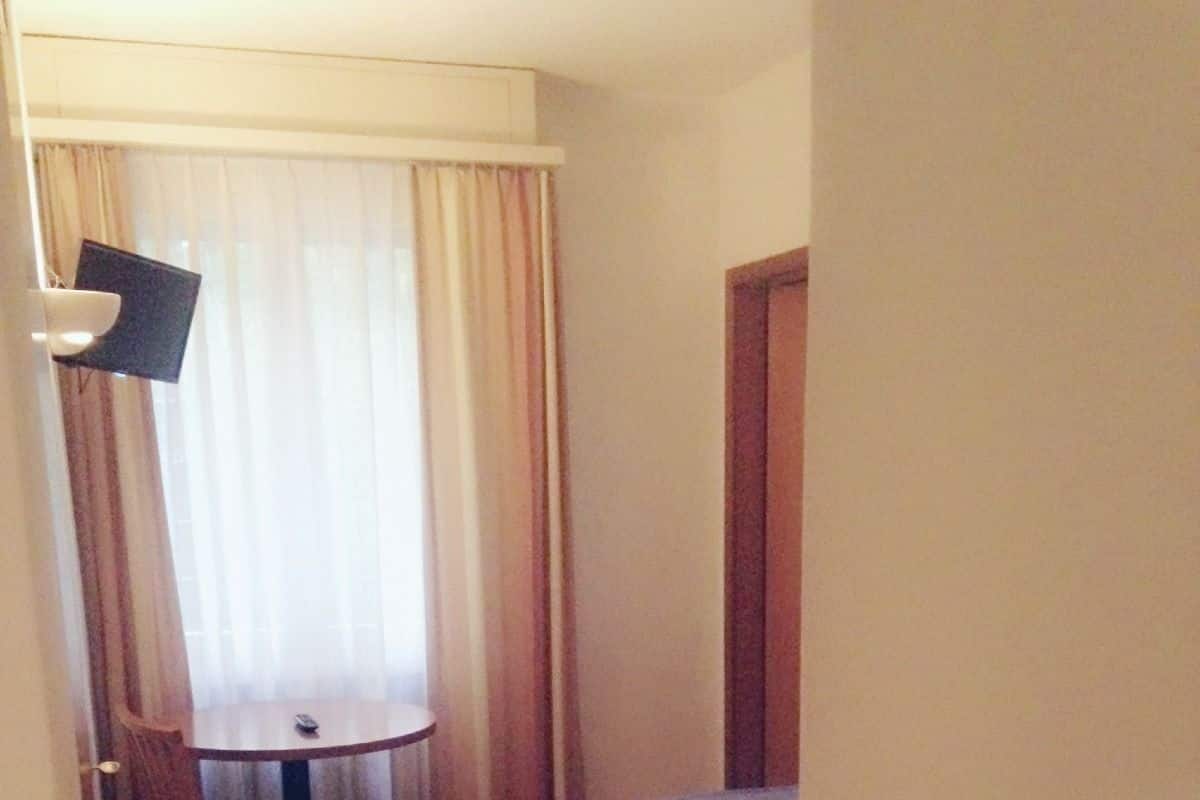 Habitación individual básica, 1 cama individual | Cunas, wifi gratis y ropa de cama