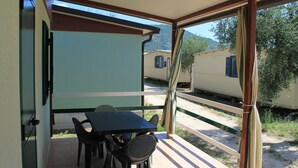 Mobile Home, 2 Bedrooms | Terrace/patio - Camping Fontana delle Rose (Mattinata)