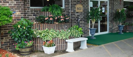 Pintu masuk hartanah