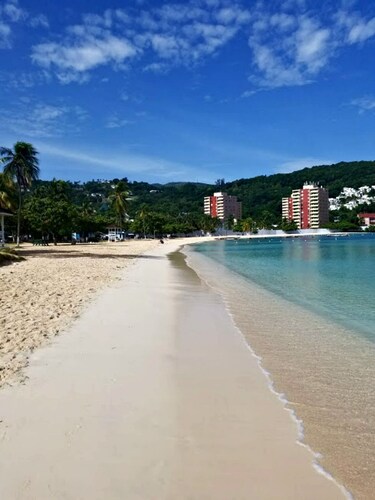 Private 2 Bedroom Beachfront Penthouse Condo Ocho Rios, Jamaica