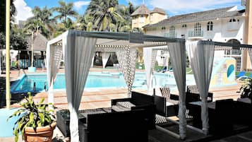 Alberca al aire libre