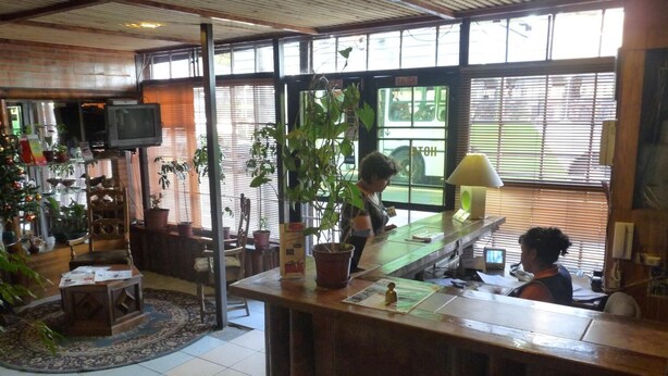 Lobby - Hotel Railef (Santiago)