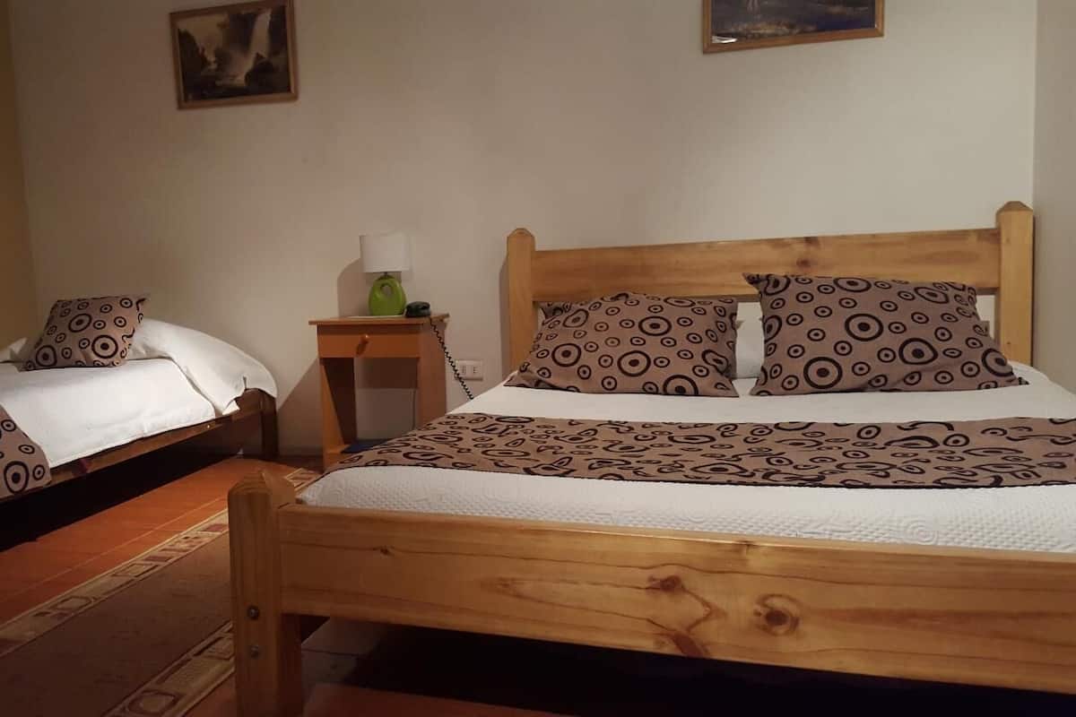 Kamar Triple | Brankas, Wi-Fi gratis, dan seprai linen
