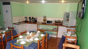 Breakfast area - Hotel Railef (Santiago)