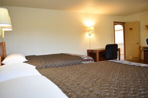 Room, 2 Queen Beds