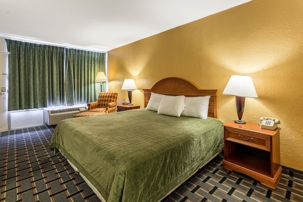 Iron/ironing board, rollaway beds, free WiFi, bed sheets