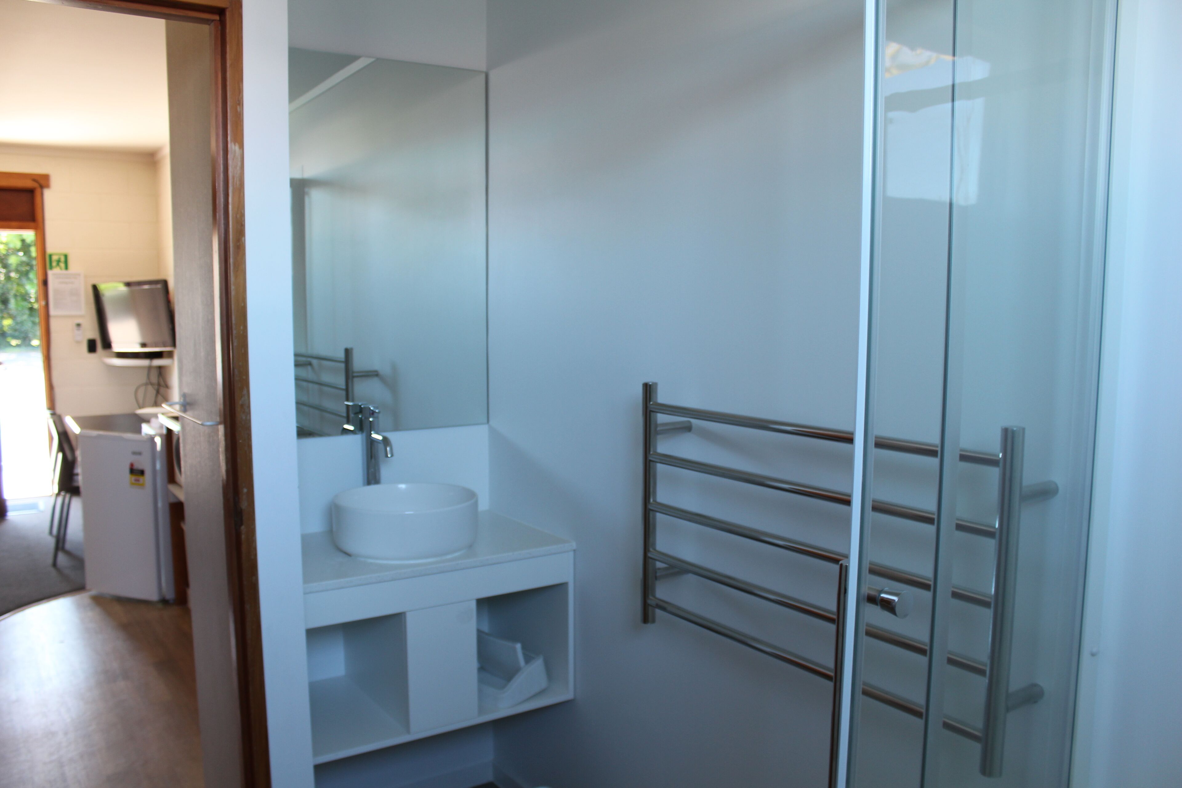 Suite Familiale, 1 chambre, cuisine | Salle de bain