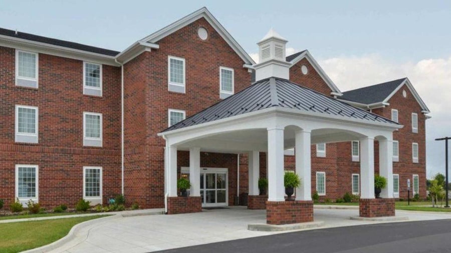 Appomattox Inn and Suites
