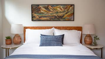 Deluxe kamer, 1 queensize bed, niet-roken | Luxe beddengoed, pillowtop-bedden, individueel gedecoreerd