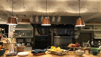 Daily to-go breakfast (USD 16 per person)