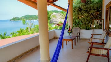 Suite Studio Premium, 1 chambre, cuisine, vue océan | Terrasse/Patio