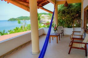 Premium studio suite, 1 slaapkamer, keuken, uitzicht op oceaan | Terras