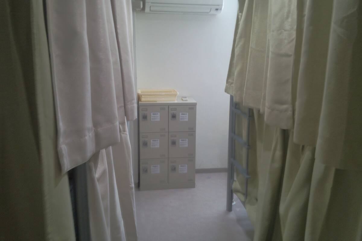 공용 도미토리 (Mixed Dormitory) | 무료 WiFi, 침대 시트