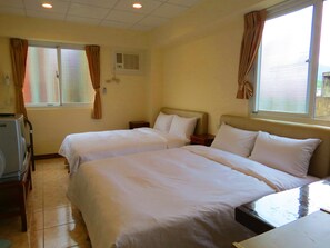 Superior Quadruple Room | Premium bedding, free WiFi