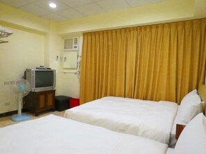 Standard Quadruple Room | Premium bedding, free WiFi