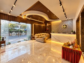Reception - Hotel Taj Heights (Agra)