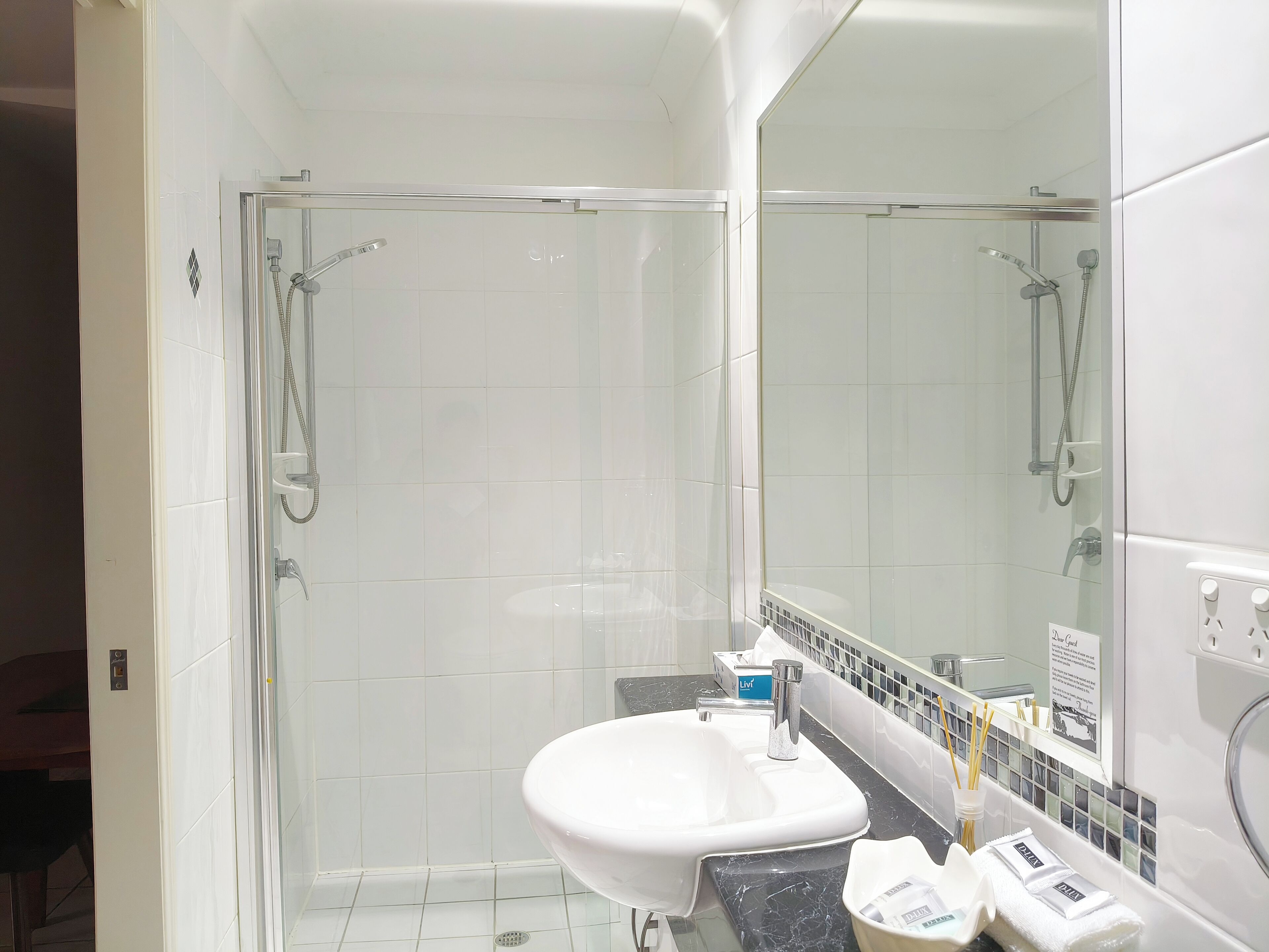 Shower, free toiletries, hair dryer, towels