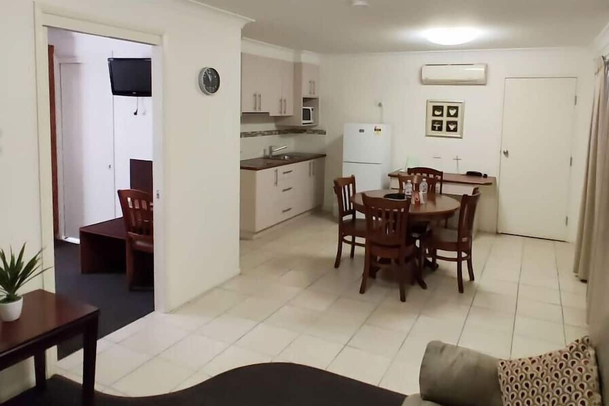Deluxe Unit | 1 bedroom, premium bedding, Select Comfort beds, individually furnished