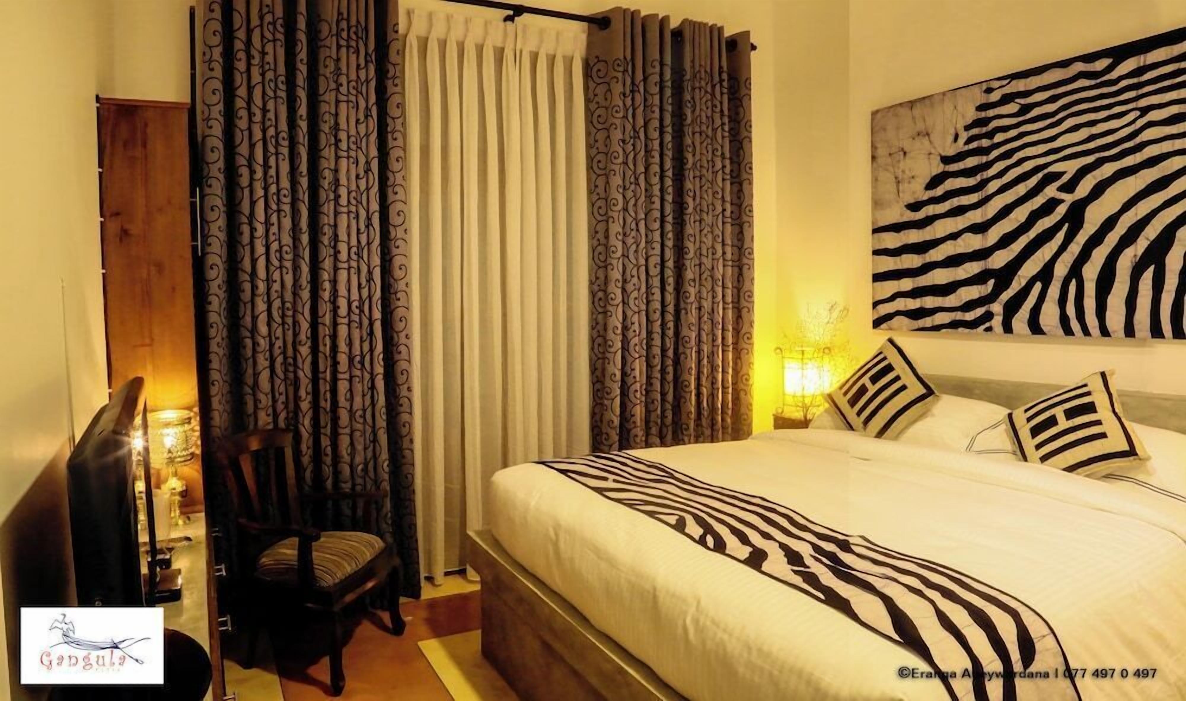 Minibar, in-room safe, laptop workspace, soundproofing