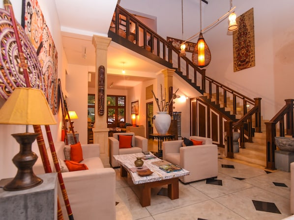 Sala de estar en el lobby