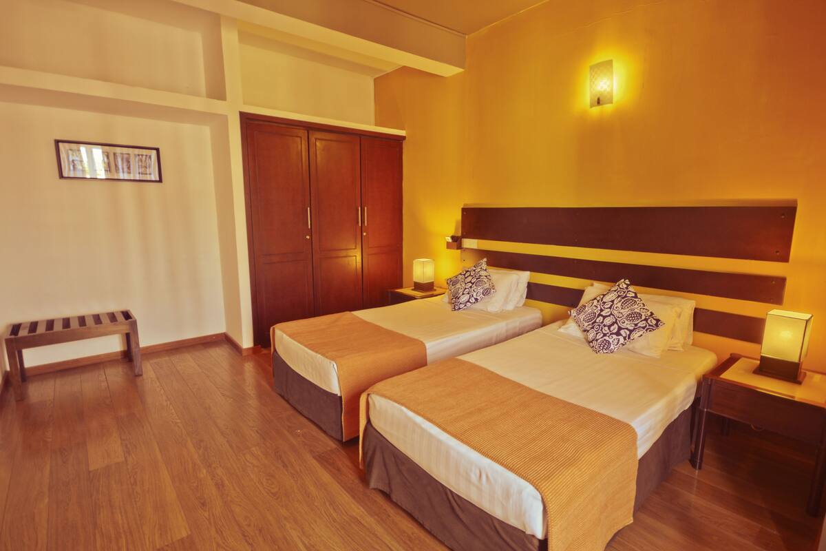 Minibar, desk, rollaway beds