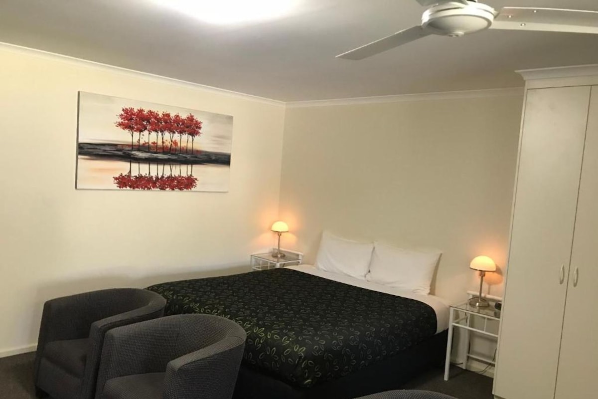 Family Apartment (5PAX)