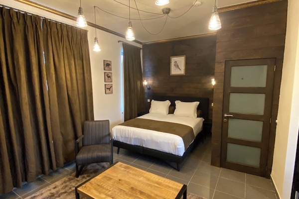 Grand appartement, uitzicht op de stad | 1 slaapkamer, lakens van Egyptisch katoen, luxe beddengoed, donsdekens